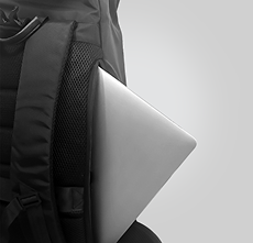 The Navigator- Stark Black